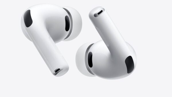 Apple AirPods Pro 3 available with massive discount