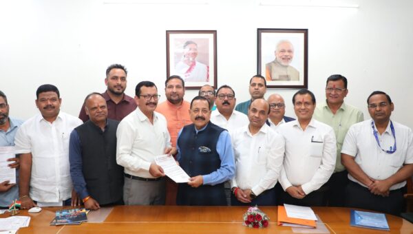 ‘Employees National Federation’ Representatives Meet Dr Jitendra, Laud DoPT For Ordering Mass Promotions