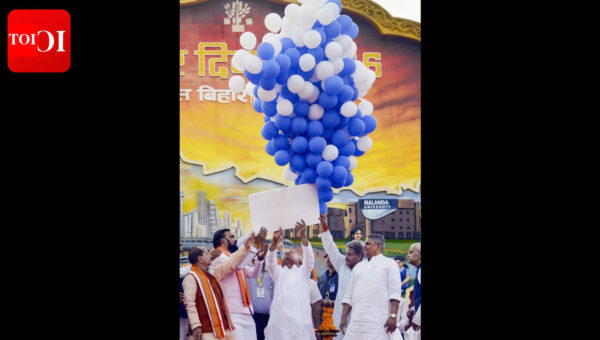 Nitish inaugurates Bihar Diwas event; celebrations showcase technology, education and cultural heritage